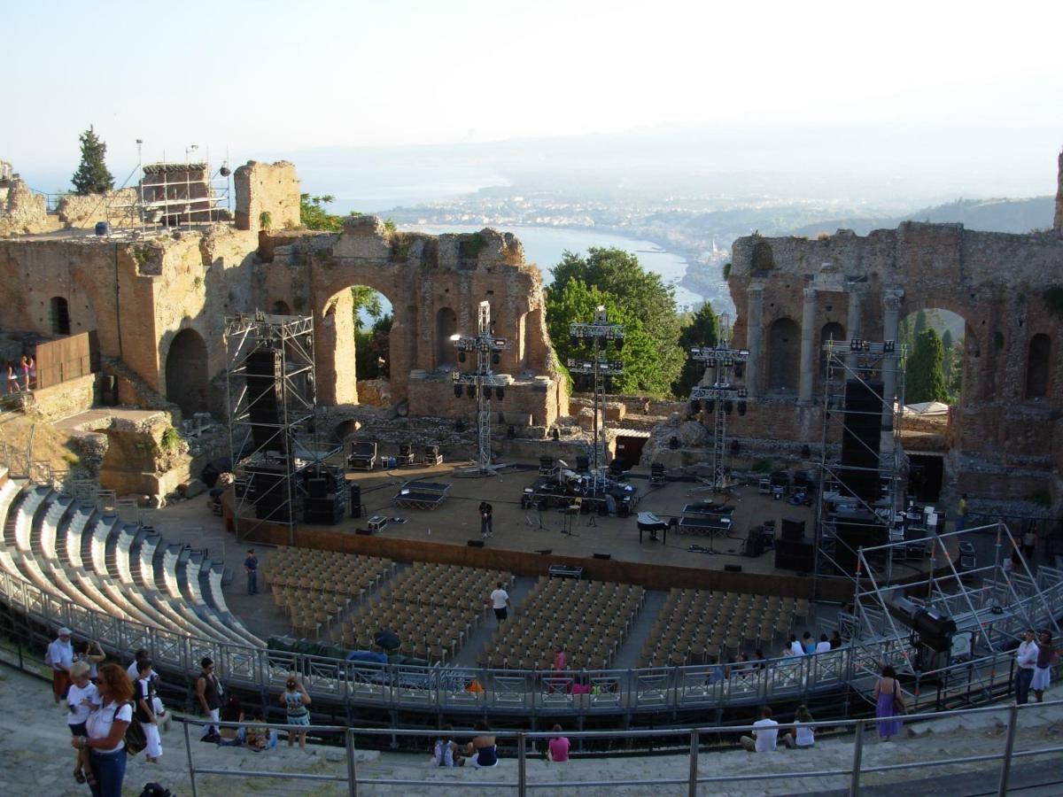 Ferienwohnung Taormina Castle And Sea View1 Exterior foto