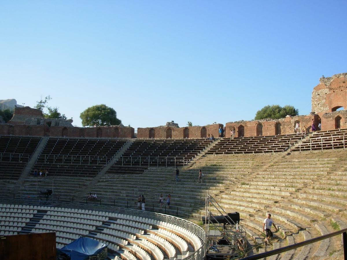 Ferienwohnung Taormina Castle And Sea View1 Exterior foto